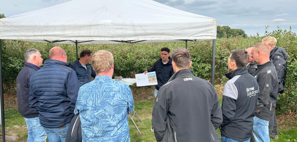 Veel belangstelling voor actualiteiten in blauwe bes