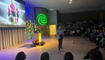 Hoe gaan we suzuki-fruitvlieg slim te lijf? Kom naar de Kennisdag op 2 december!