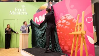Nieuw frambozenmerk Yumio en internationale partnerclub gelanceerd