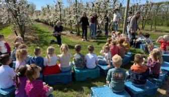 ‘In Jip en Janneke-taal de basis van de fruitteelt overbrengen’